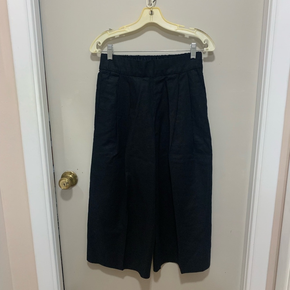 GAP Black Wide leg Culottes